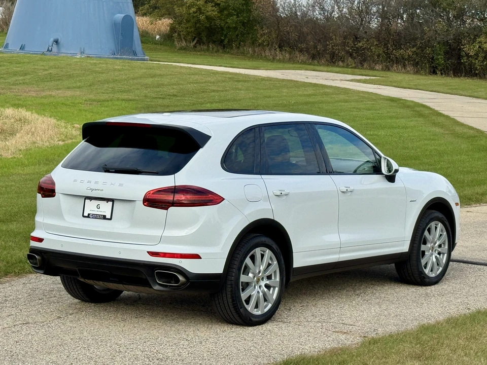 2015 Porsche 958 Cayenne Diesel - Image 18 of 31