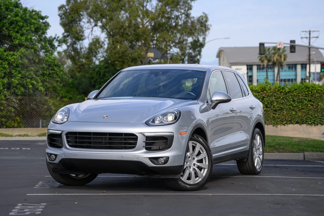 2015 Porsche 958 Cayenne Diesel - Image 2 of 31