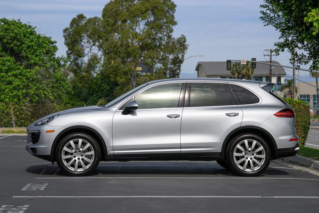 2015 Porsche 958 Cayenne Diesel - Image 3 of 31