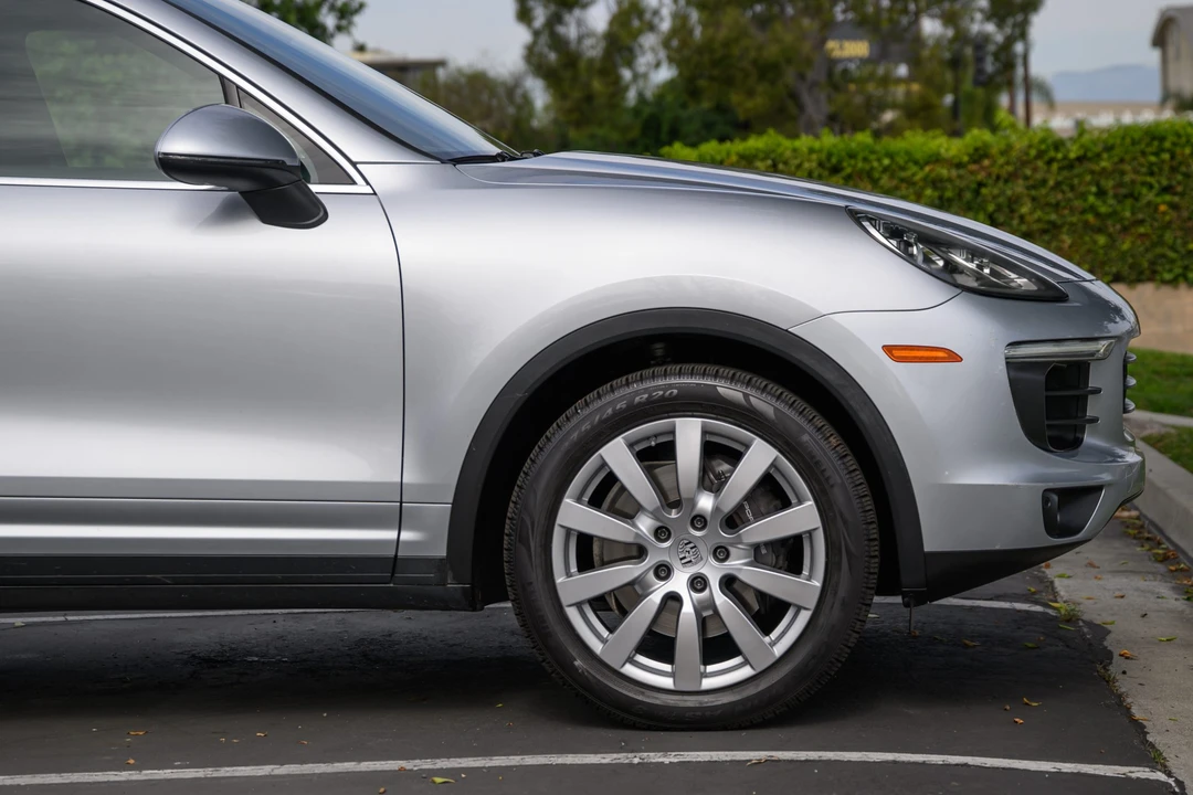 2015 Porsche 958 Cayenne Diesel - Image 25 of 31
