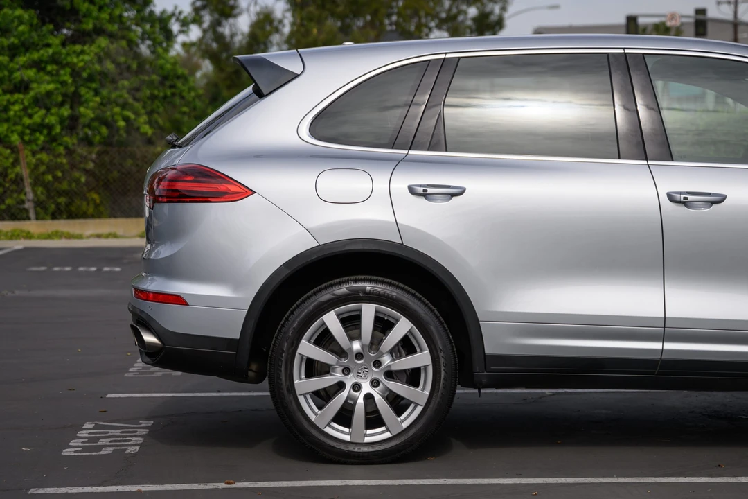 2015 Porsche 958 Cayenne Diesel - Image 27 of 31