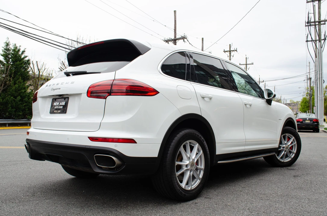 2015 Porsche 958 Cayenne Diesel - Image 16 of 31
