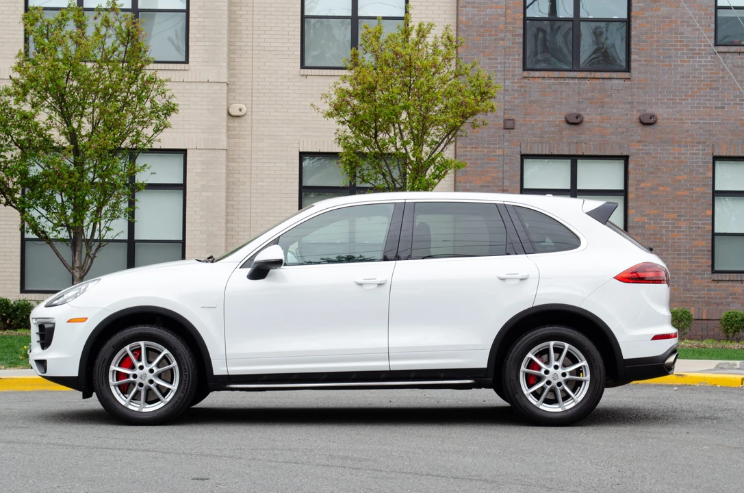 2015 Porsche 958 Cayenne Diesel - Image 6 of 31