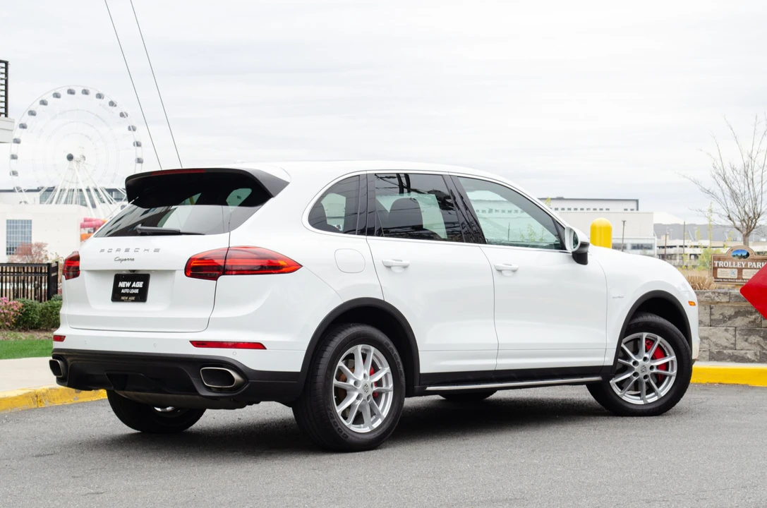 2015 Porsche 958 Cayenne Diesel - Image 20 of 31