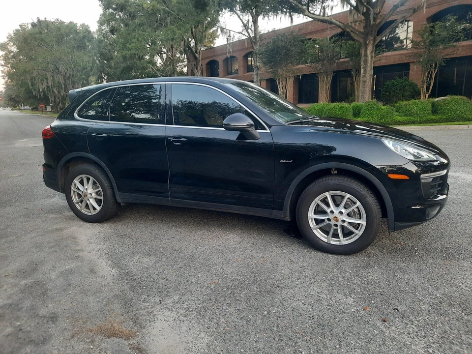 2015 Porsche 958 Cayenne Diesel - Image 28 of 31