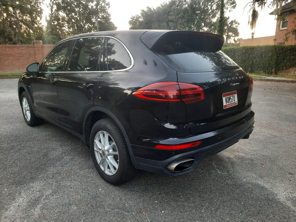 2015 Porsche 958 Cayenne Diesel - Image 16 of 31