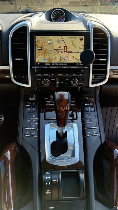 2015 Porsche 958 Cayenne Diesel - Image 4 of 17