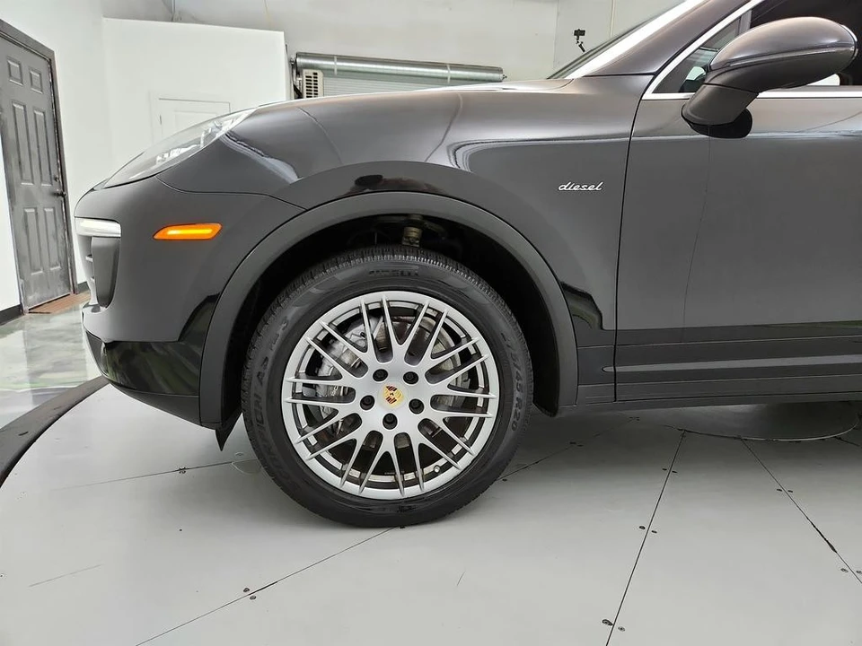 2015 Porsche 958 Cayenne Diesel - Image 31 of 31