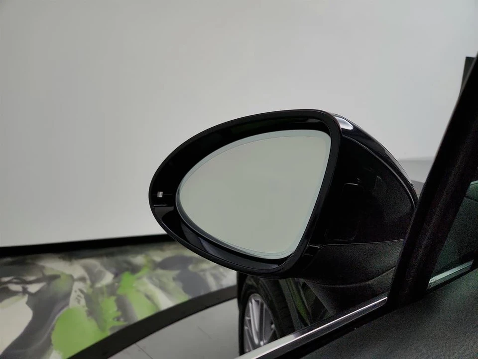 2015 Porsche 958 Cayenne Diesel - Image 16 of 31