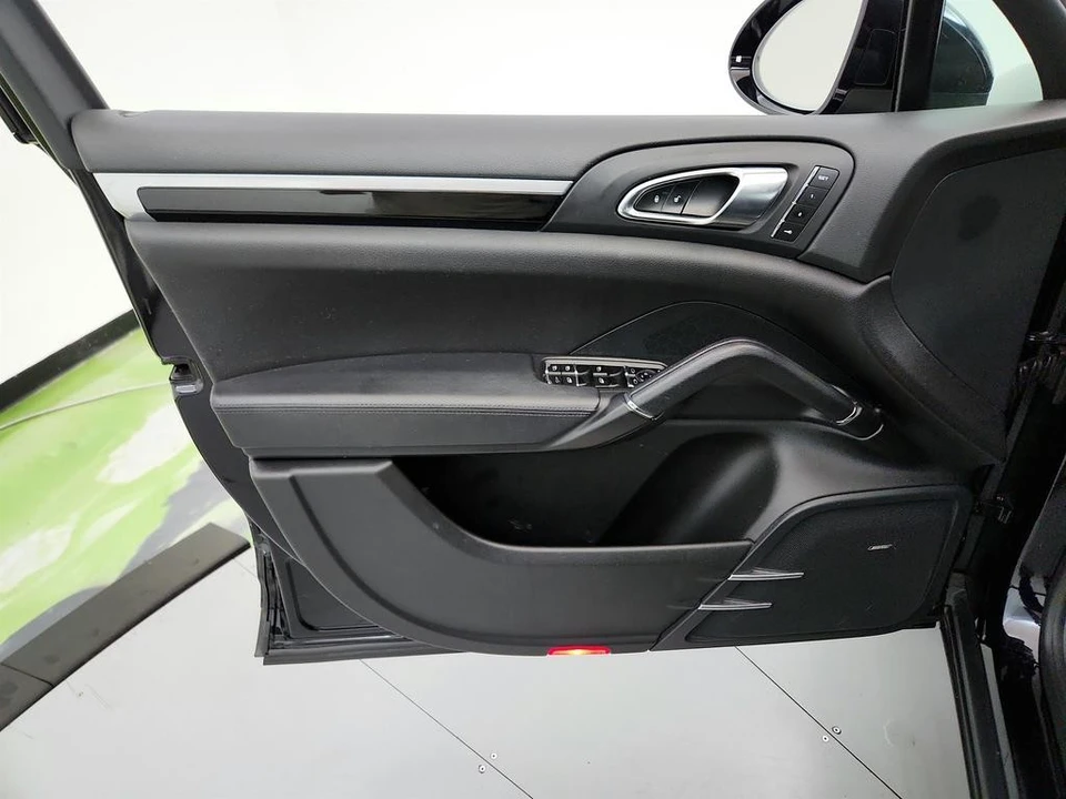 2015 Porsche 958 Cayenne Diesel - Image 22 of 31