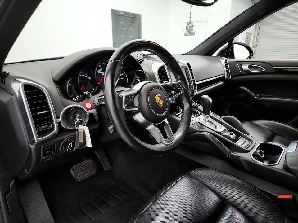 2015 Porsche 958 Cayenne Diesel - Image 13 of 31