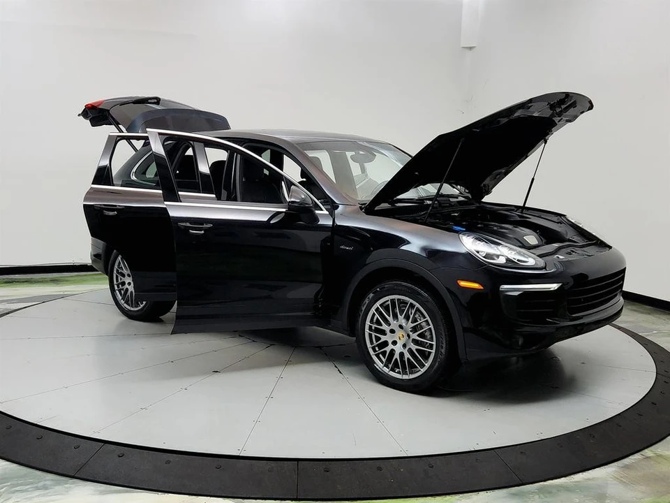 2015 Porsche 958 Cayenne Diesel - Image 10 of 31