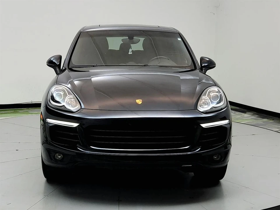 2015 Porsche 958 Cayenne Diesel - Image 2 of 31