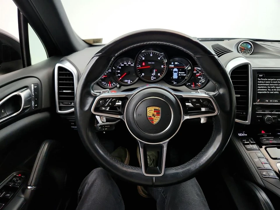 2015 Porsche 958 Cayenne Diesel - Image 18 of 31