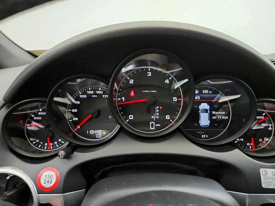 2015 Porsche 958 Cayenne Diesel - Image 17 of 31