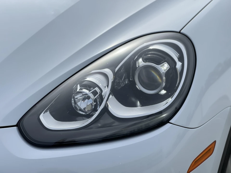 2015 Porsche 958 Cayenne Diesel - Image 18 of 31