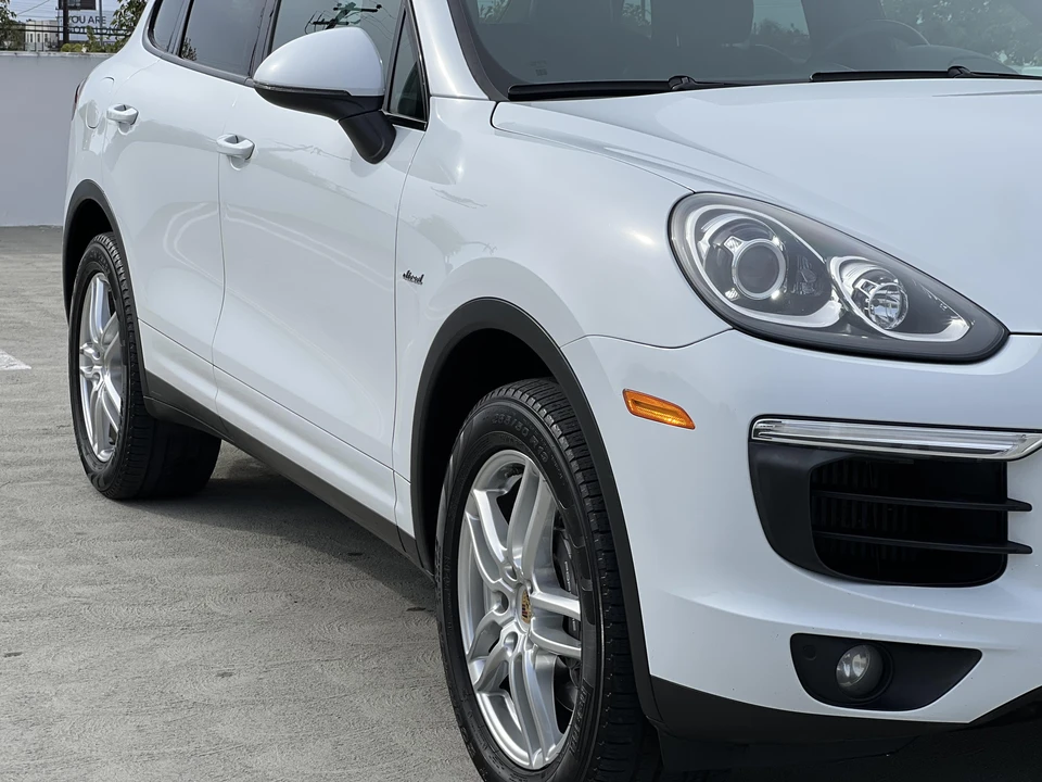 2015 Porsche 958 Cayenne Diesel - Image 14 of 31