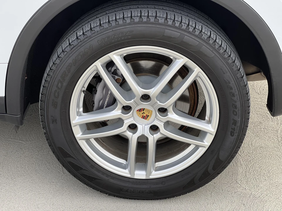 2015 Porsche 958 Cayenne Diesel - Image 30 of 31