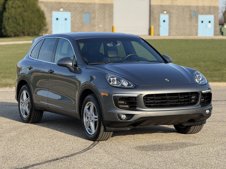 2015 Porsche 958 Cayenne Diesel - Image 13 of 31