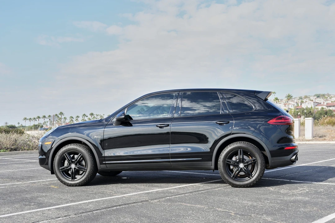 2015 Porsche 958 Cayenne Diesel - Image 25 of 31
