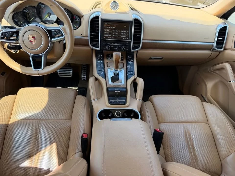 2015 Porsche 958 Cayenne - Image 11 of 13