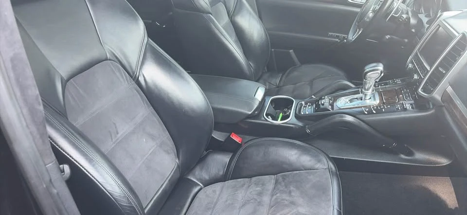 2015 Porsche 958 Cayenne GTS - Image 8 of 19