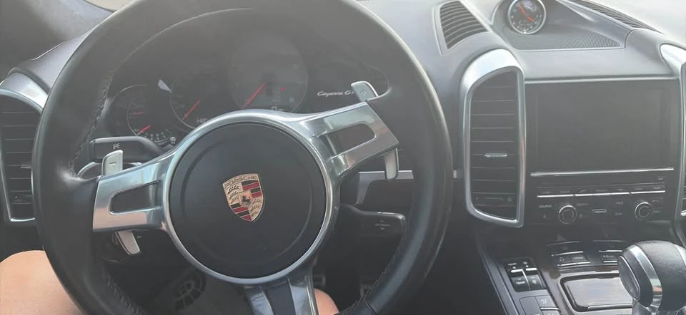 2015 Porsche 958 Cayenne GTS - Image 14 of 19