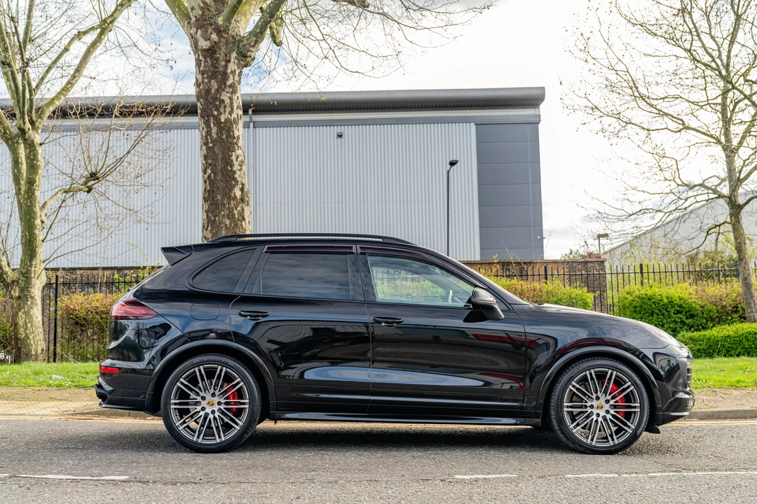 2015 Porsche 958 Cayenne GTS - Image 4 of 31