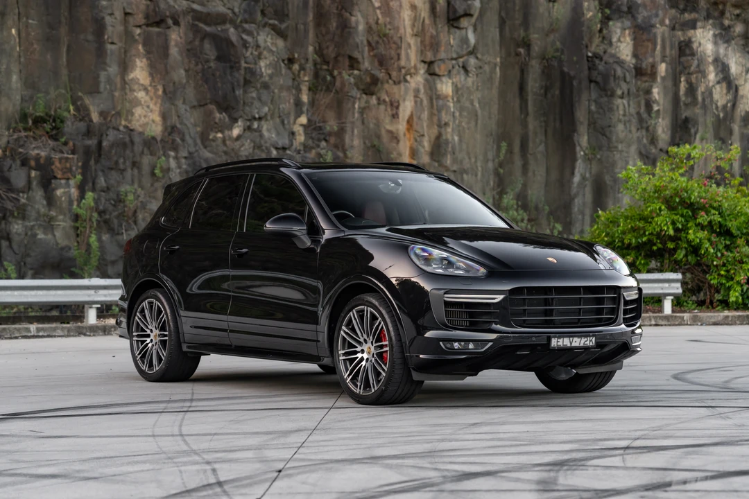 2015 Porsche 958 Cayenne GTS - Image 9 of 31