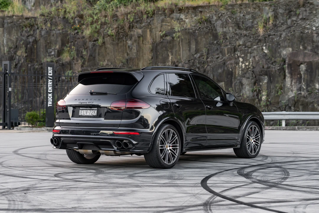 2015 Porsche 958 Cayenne GTS - Image 7 of 31