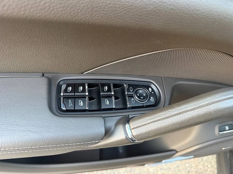 2015 Porsche 958 Cayenne - Image 18 of 20