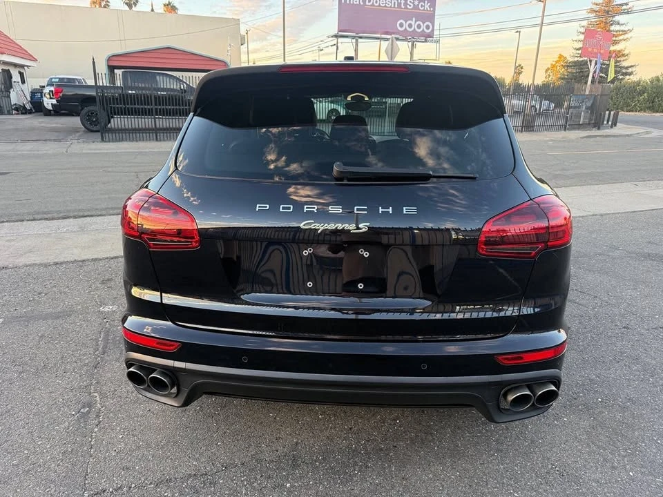 2015 Porsche 958 Cayenne - Image 7 of 20
