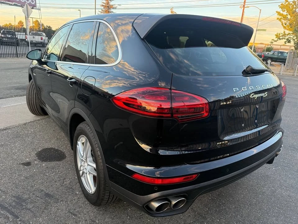 2015 Porsche 958 Cayenne - Image 8 of 20