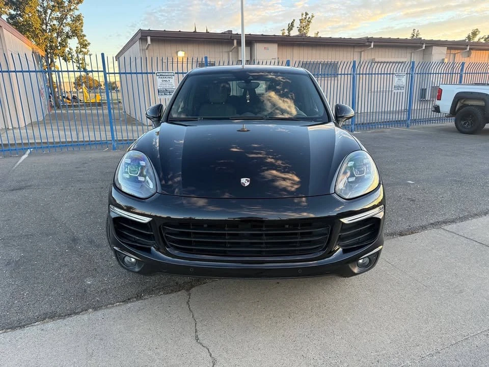 2015 Porsche 958 Cayenne - Image 2 of 20