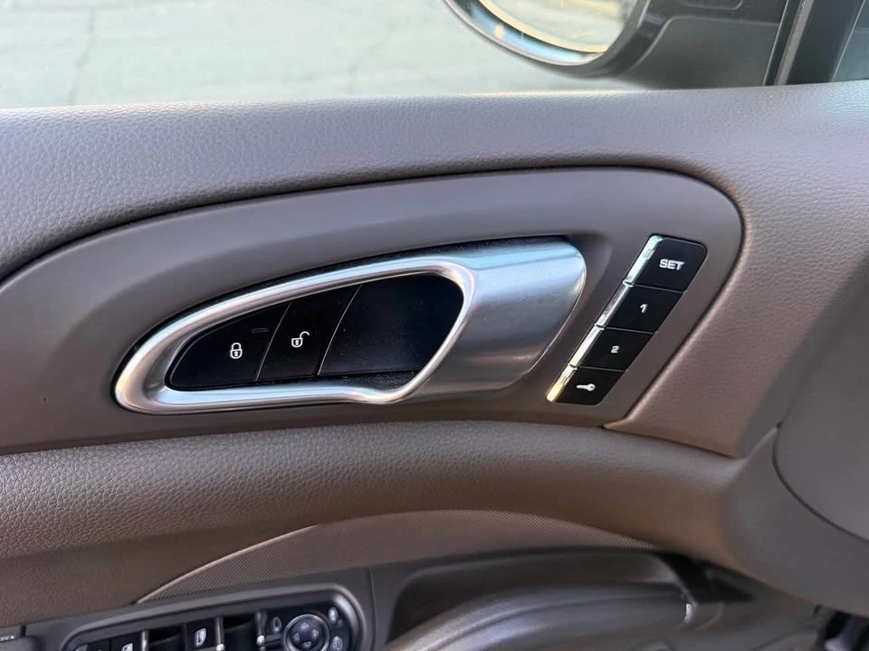 2015 Porsche 958 Cayenne - Image 17 of 20