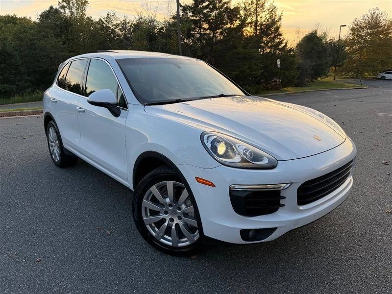 2015 Porsche 958 Cayenne - Image 8 of 20