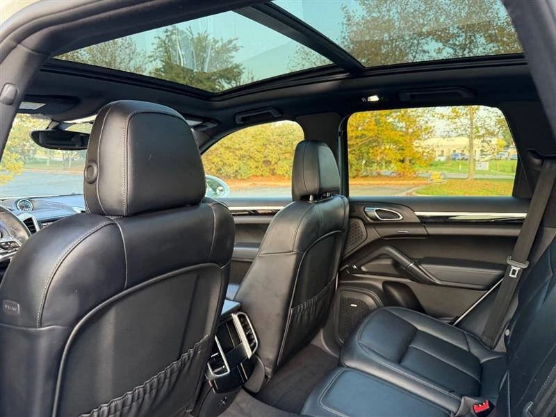 2015 Porsche 958 Cayenne - Image 15 of 20