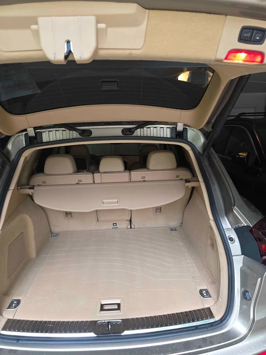 2015 Porsche 958 Cayenne - Image 9 of 12