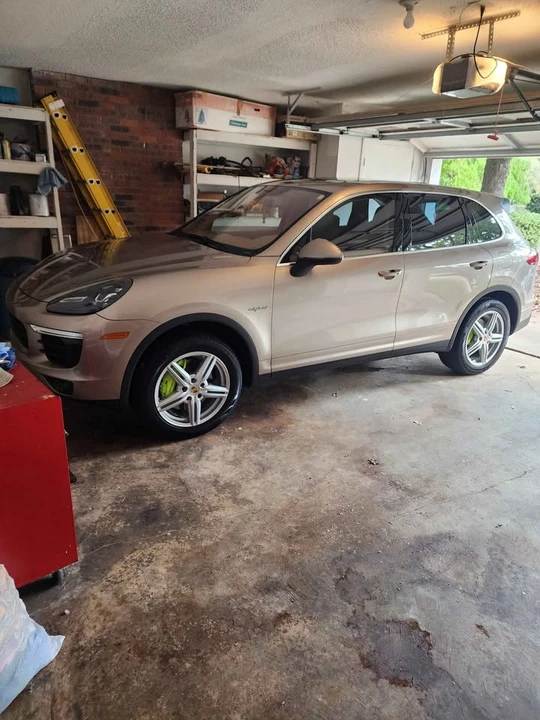 2015 Porsche 958 Cayenne - Image 2 of 12