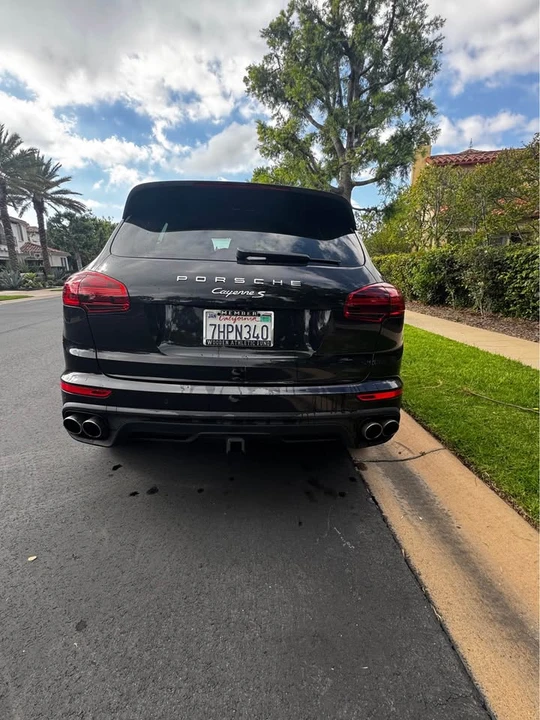 2015 Porsche 958 Cayenne S - Image 4 of 10