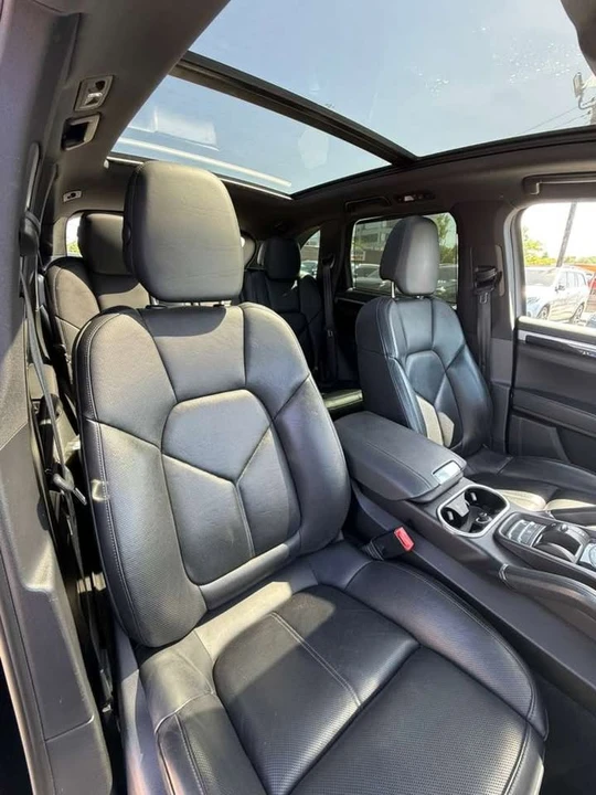 2015 Porsche 958 Cayenne S - Image 12 of 19