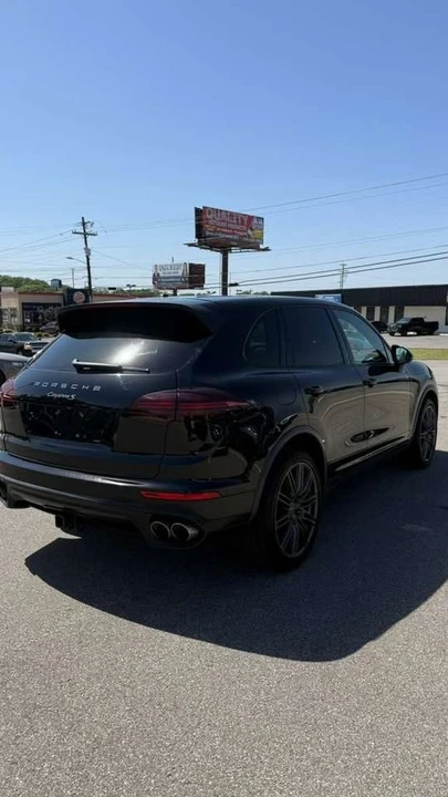 2015 Porsche 958 Cayenne S - Image 5 of 19