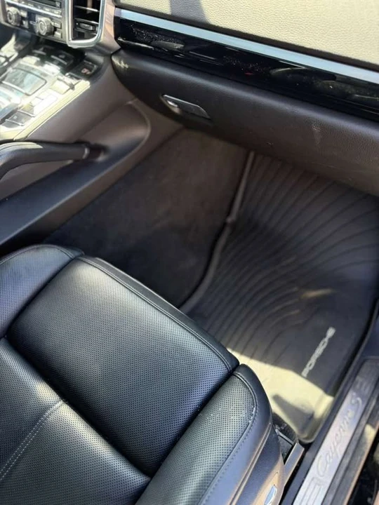 2015 Porsche 958 Cayenne S - Image 11 of 19