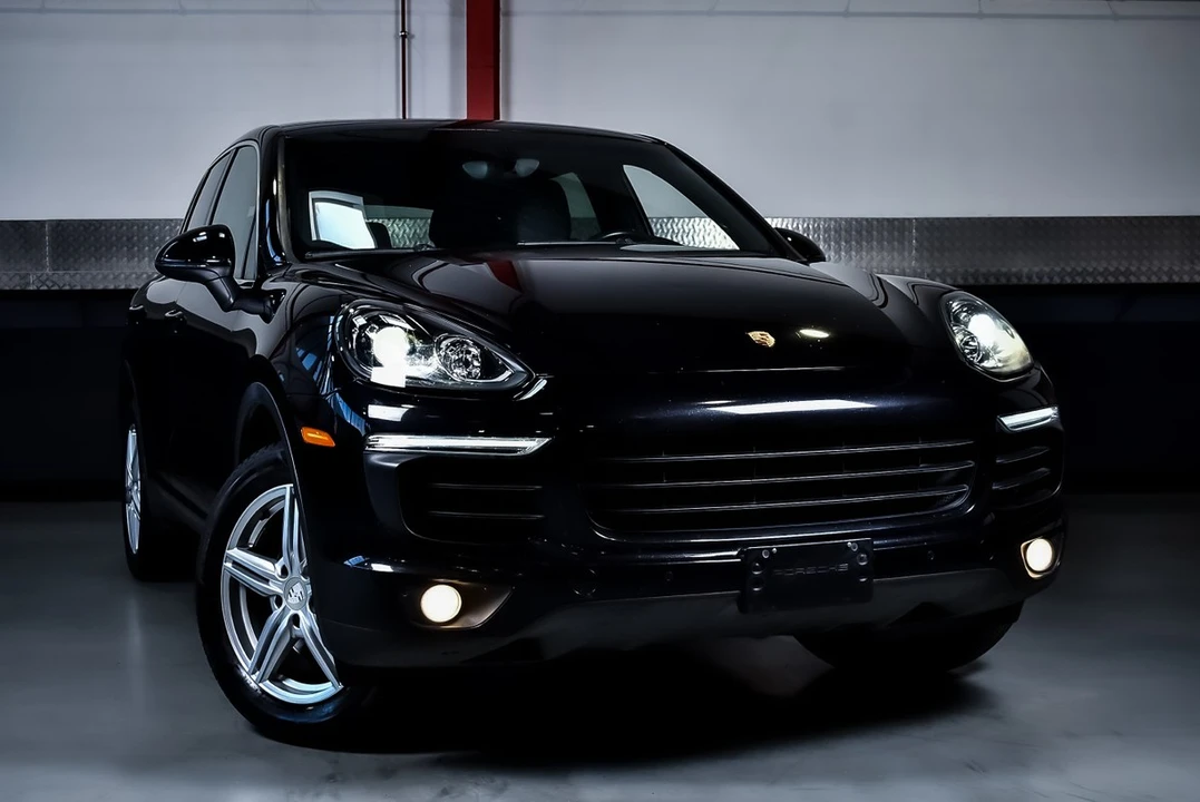 2015 Porsche 958 Cayenne S - Image 23 of 30