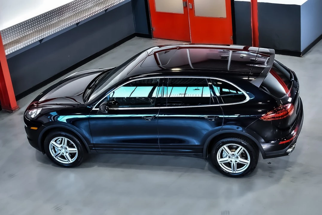 2015 Porsche 958 Cayenne S - Image 21 of 30