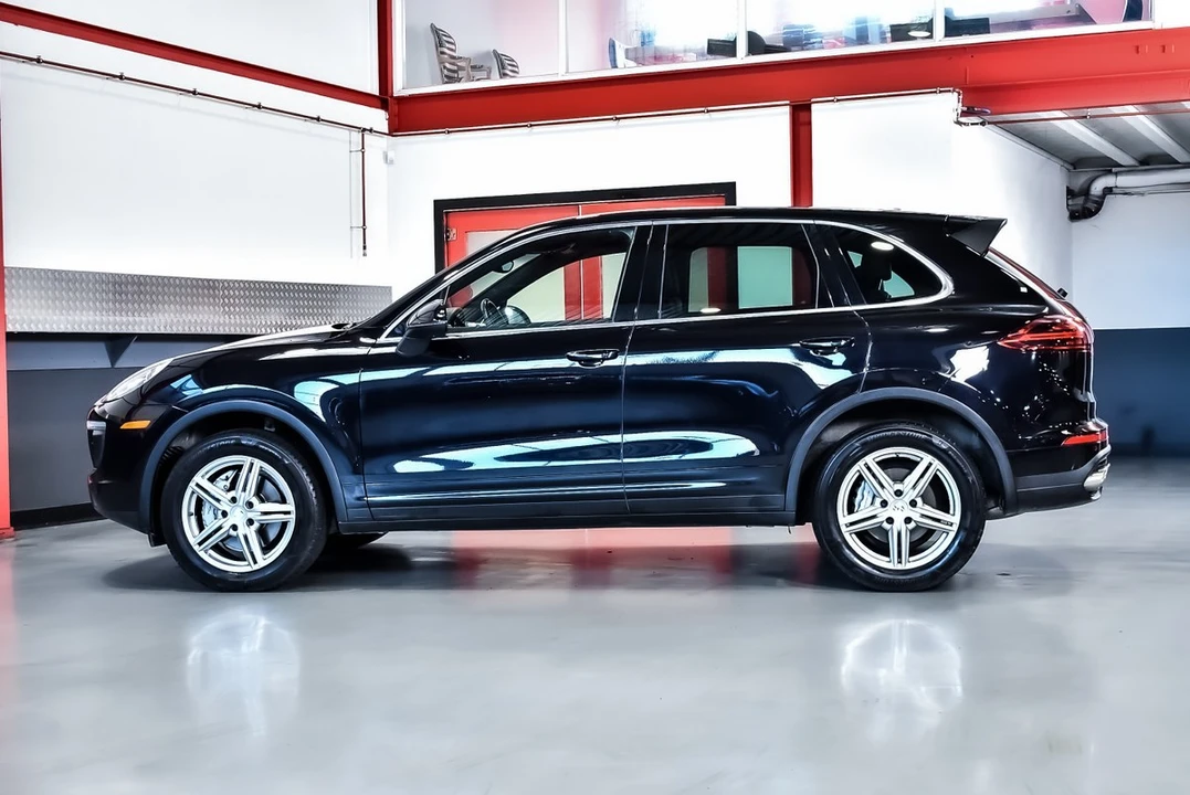 2015 Porsche 958 Cayenne S - Image 20 of 30