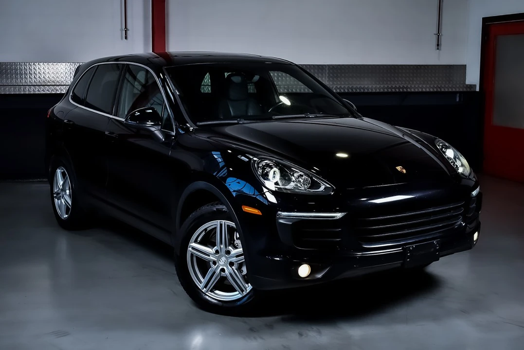 2015 Porsche 958 Cayenne S - Image 24 of 30