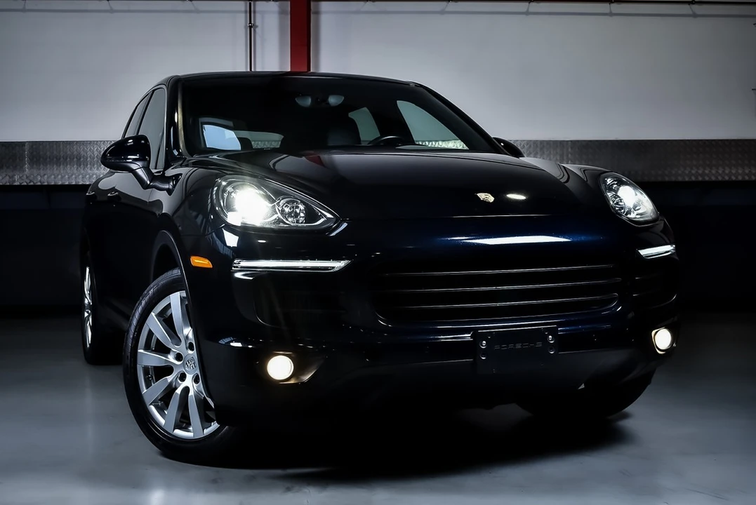 2015 Porsche 958 Cayenne S - Image 7 of 31
