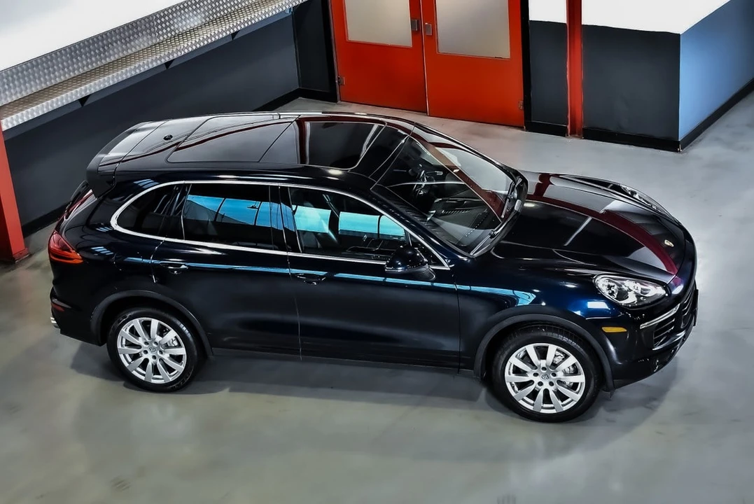 2015 Porsche 958 Cayenne S - Image 17 of 31