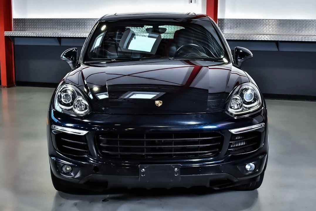 2015 Porsche 958 Cayenne S - Image 2 of 31